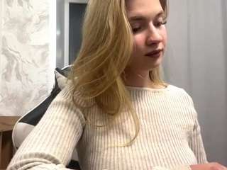 Live cam show with CristalHutchen