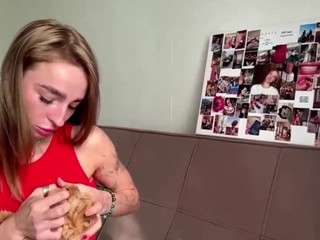 Live cam show with KaelithHale
