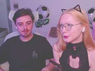 Live cam show with cut1ecut1e