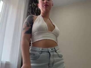Live cam show with KaciLorimer