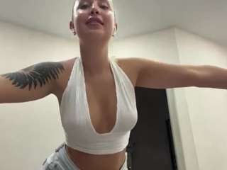 Live cam show with KaciLorimer