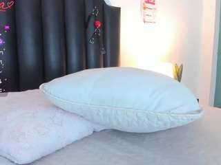 Live cam show with Giorgiina