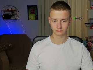 Live cam show with noah-nero
