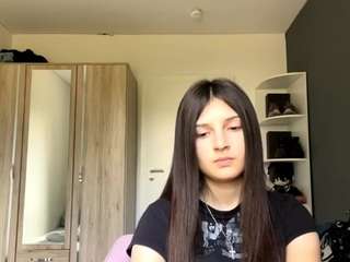 Live cam show with KimberMozo