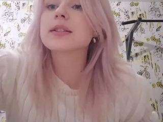 Offline cam show with Flora