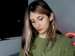 Live cam show with DaimonDragon