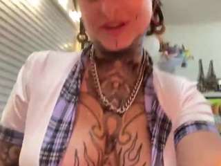 Live cam show with midnightmedli