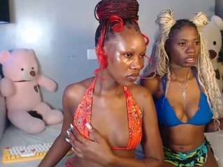 Live cam show with blackfantastickk