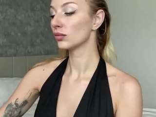 Live cam show with Dina