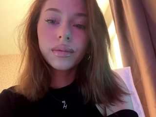 Live cam show with Lily