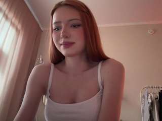 Live cam show with LuciWoolhouse
