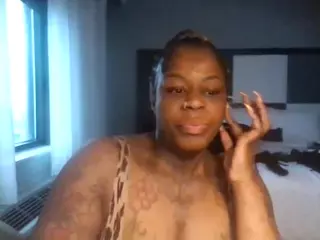 AFRICA THEE SAVAGE's Live Sex Cam Show