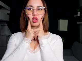 Live cam show with Cardi