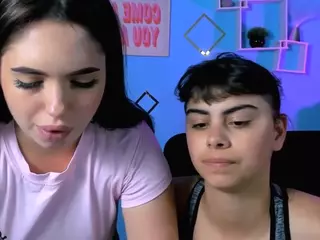 emma-dark's Live Sex Cam Show