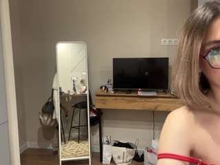 Live cam show with RamonitaMerle