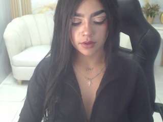 Live cam show with Babi-S