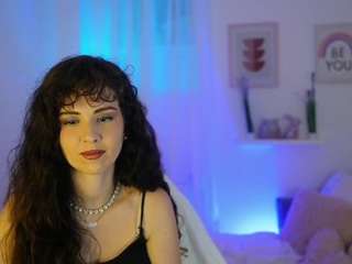 Live cam show with DaisyLowe