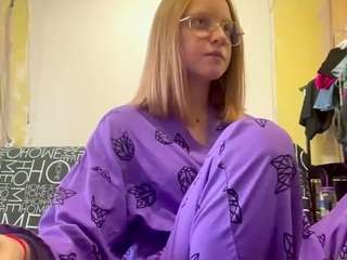 Live cam show with MarlinAja
