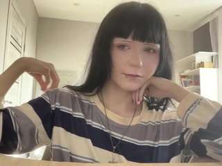 Live cam show with MoiraBalderree
