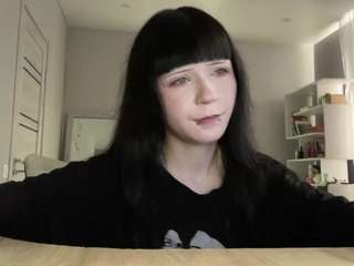 Live cam show with MoiraBalderree