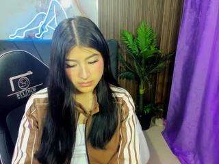 Live cam show with neftis-tay