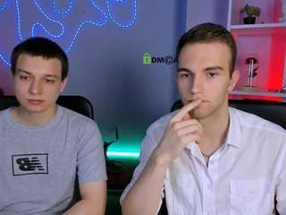 Live cam show with eric-nova