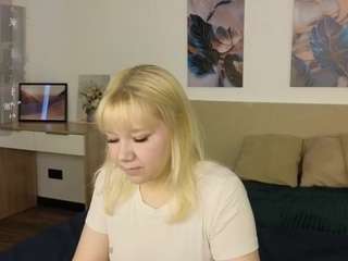 Live cam show with Soffa