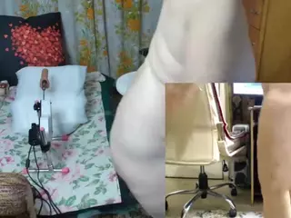 Live cam show with Olgusha - Mature on WildCum