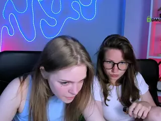 hanna-kiss3's Live Sex Cam Show