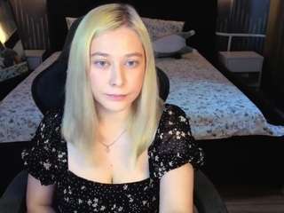 Live cam show with AmeliaxCandy