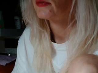 Live cam show with KathleenEdwards