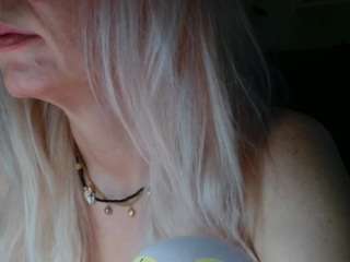 Live cam show with KathleenEdwards