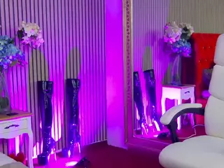 LadyTouch's Live Sex Cam Show