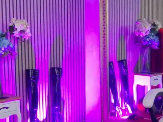 LadyTouch's Live Sex Cam Show