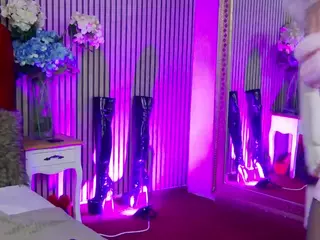 LadyTouch's Live Sex Cam Show