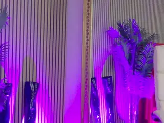 LadyTouch's Live Sex Cam Show