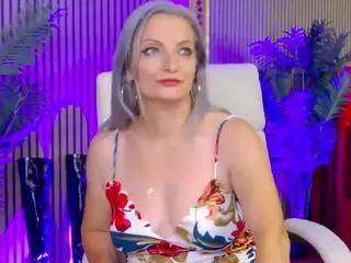 LadyTouch's Live Sex Cam Show
