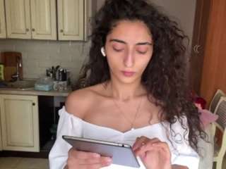 Live cam show with Carmen