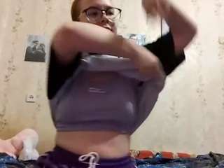 Live cam show with AdrieneFrock