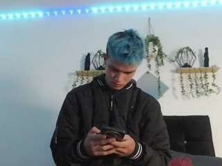 Live cam show with nicktorn