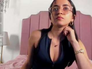 Live cam show with amelia-13