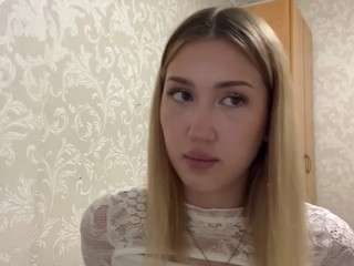 Live cam show with Mia