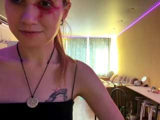 Live cam show with Lina