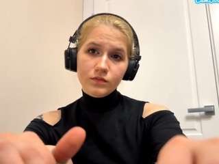 Live cam show with Rachel