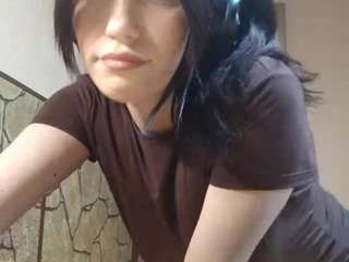 Live cam show with BaoZecchini