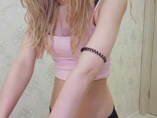Live cam show with BaoZecchini