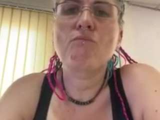 Live cam show with est1