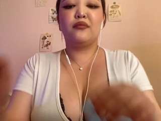 Live cam show with CaterinaLiou