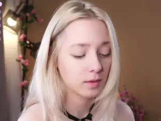 Dori's Live Sex Cam Show