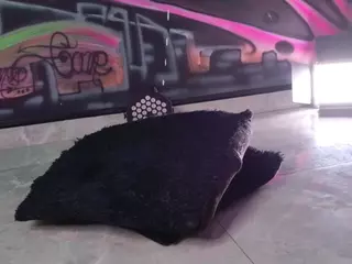 DollyRoses's Live Sex Cam Show